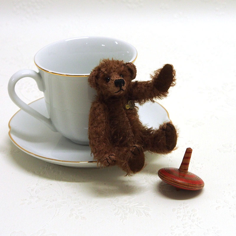 Antique Bear with top 10cm